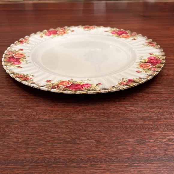 Royal Albert Country Rose Serving Plate Bone China from England - Picture 4 of 5